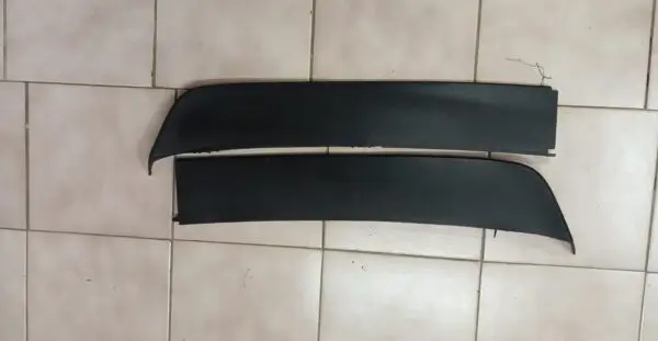Rabbit chin scoop